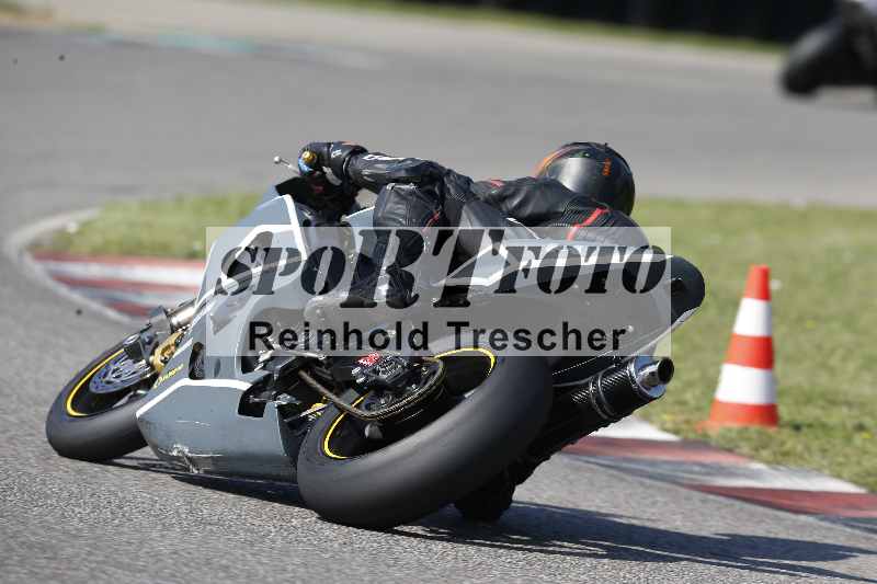 /44 09.08.2025 Plüss Moto Sport ADR/Freies Fahren/91